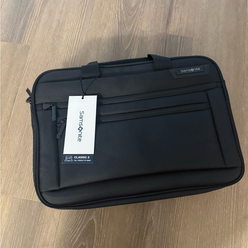 Samsonite 141271-1041 Classic 2 15.6" Perfect Fit Briefcase Laptop Bag Black